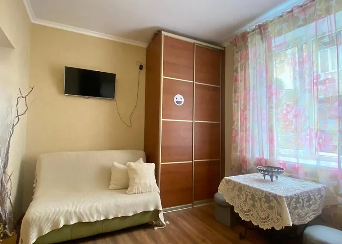 Apartment вірменська14 центр з балконом не далеко від ж д вокзалу звітні документи